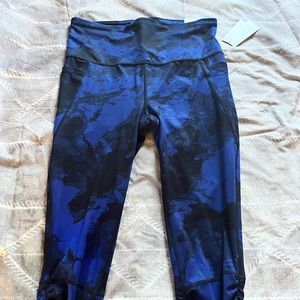 All in motion ultra high rise capri legging